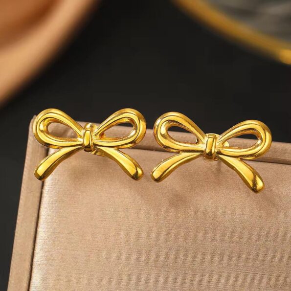 bow earrings Taaz Studio