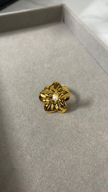 The Artemis Ring